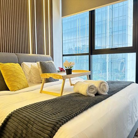 קואלה לומפור Scarletz Suites Klcc Twin Tower By Purple Orchid מראה חיצוני תמונה