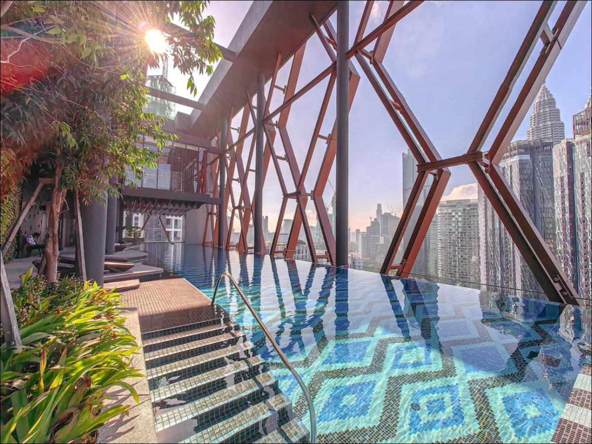 קואלה לומפור Scarletz Suites Klcc Twin Tower By Purple Orchid מראה חיצוני תמונה