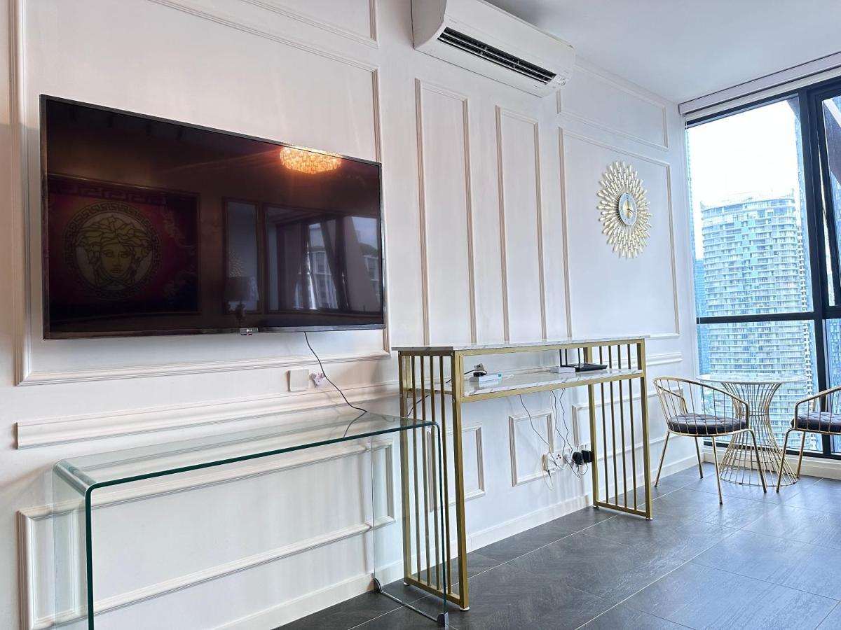 קואלה לומפור Scarletz Suites Klcc Twin Tower By Purple Orchid מראה חיצוני תמונה