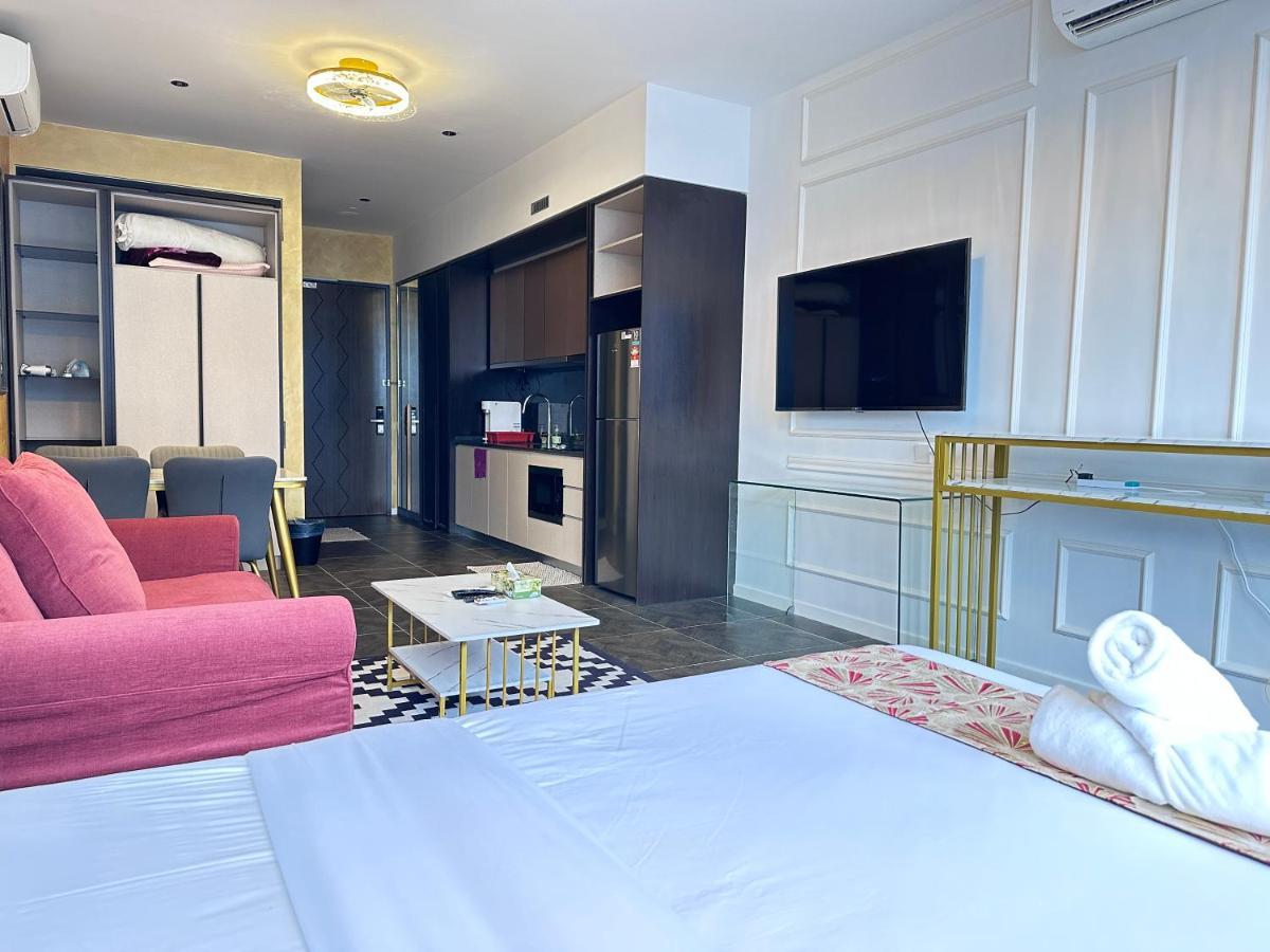 קואלה לומפור Scarletz Suites Klcc Twin Tower By Purple Orchid מראה חיצוני תמונה