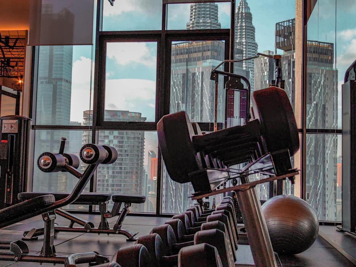 קואלה לומפור Scarletz Suites Klcc Twin Tower By Purple Orchid מראה חיצוני תמונה