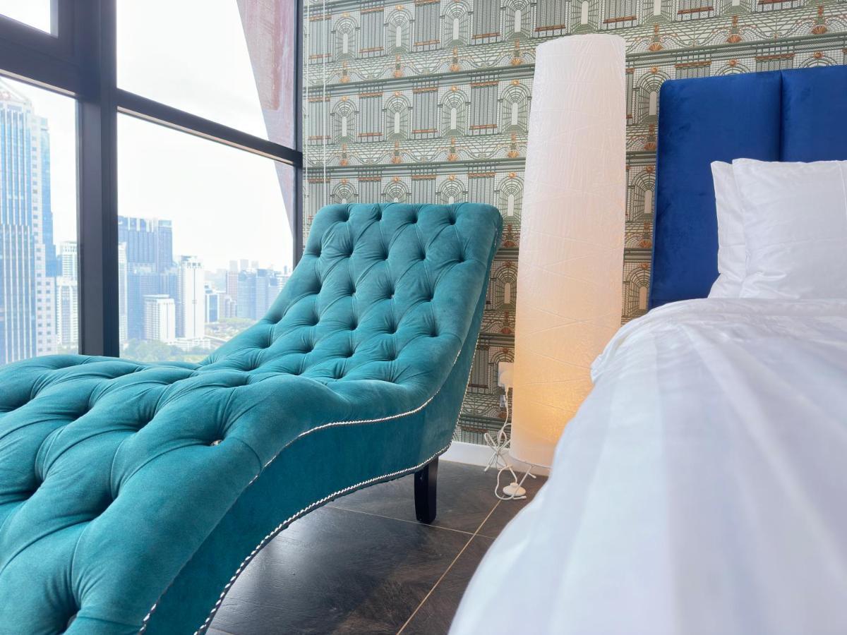 קואלה לומפור Scarletz Suites Klcc Twin Tower By Purple Orchid מראה חיצוני תמונה