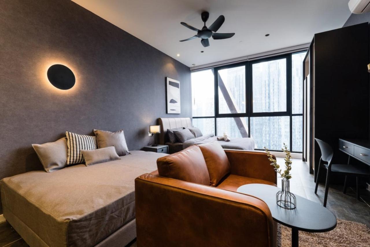 קואלה לומפור Scarletz Suites Klcc Twin Tower By Purple Orchid מראה חיצוני תמונה