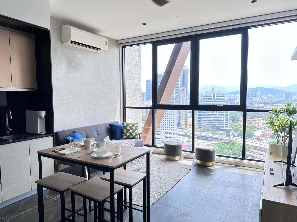 קואלה לומפור Scarletz Suites Klcc Twin Tower By Purple Orchid מראה חיצוני תמונה