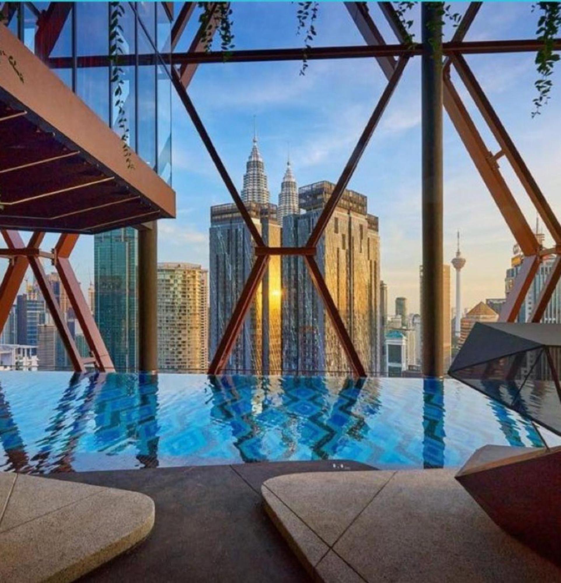 קואלה לומפור Scarletz Suites Klcc Twin Tower By Purple Orchid מראה חיצוני תמונה