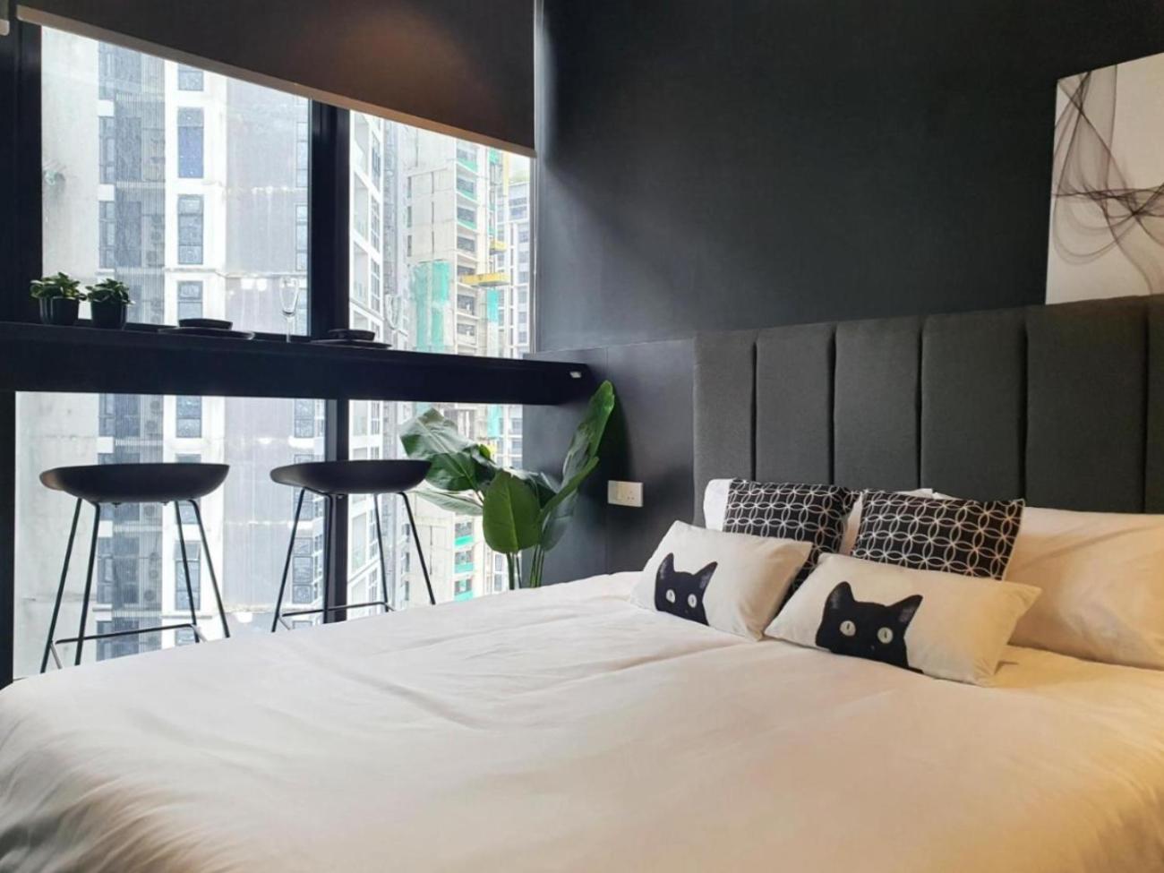 קואלה לומפור Scarletz Suites Klcc Twin Tower By Purple Orchid מראה חיצוני תמונה